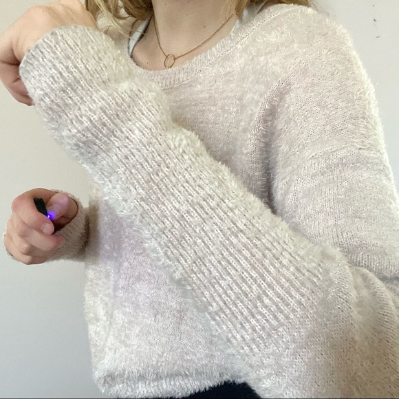 Garage Fuzzy Light Pink Sweater Size S - Picture 6 of 9